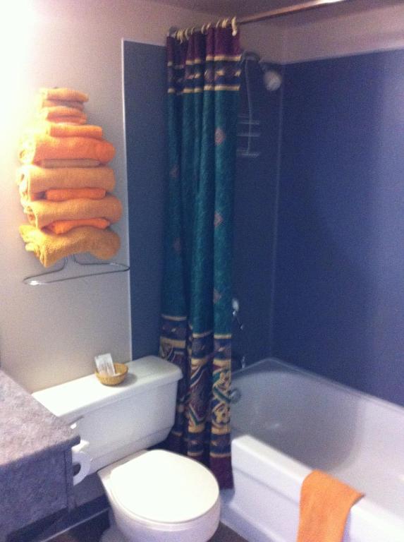 Rider'S Inn Kamloops Room photo